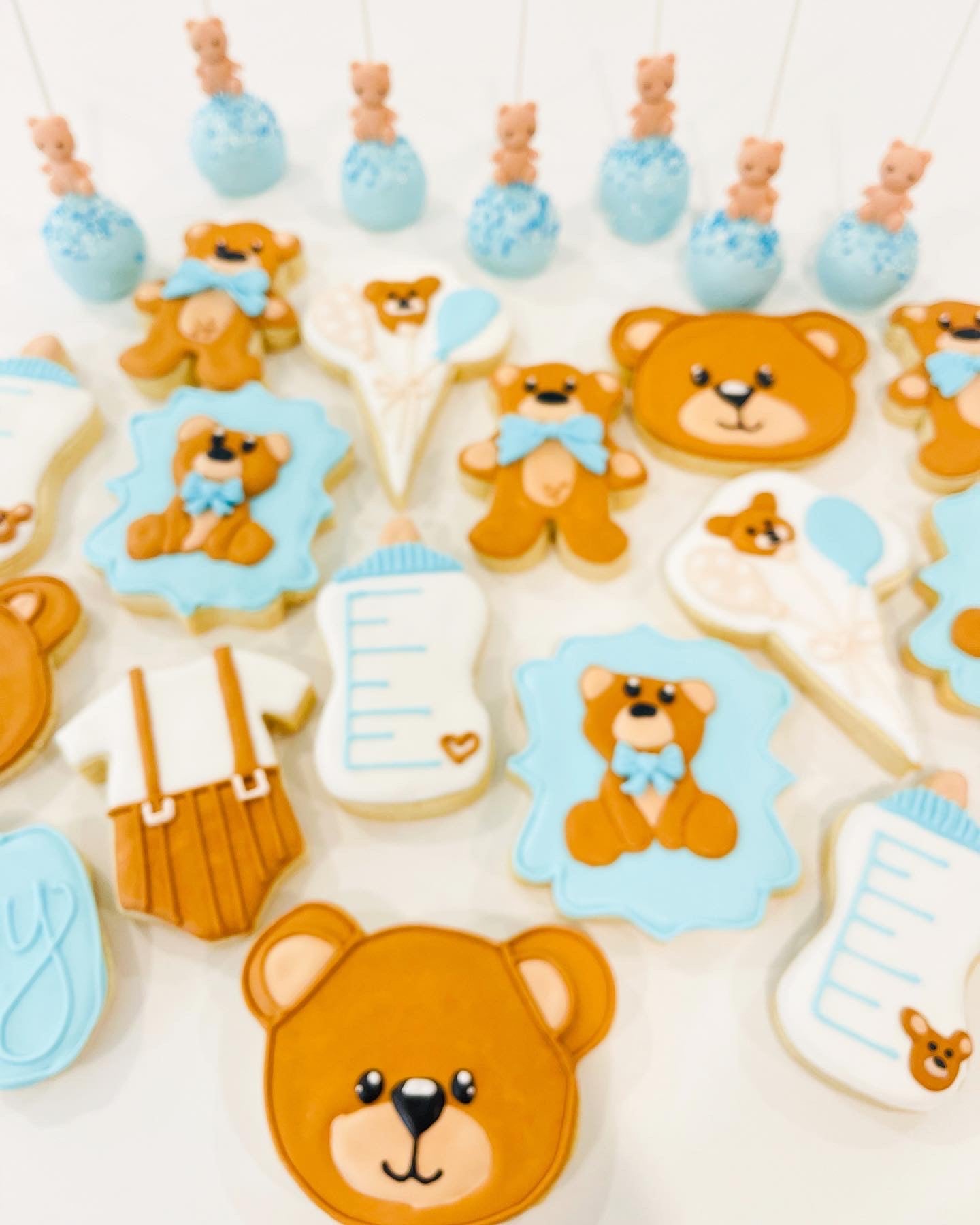 Bear Baby Shower Cookies | We Can Bearly Wait Cookies