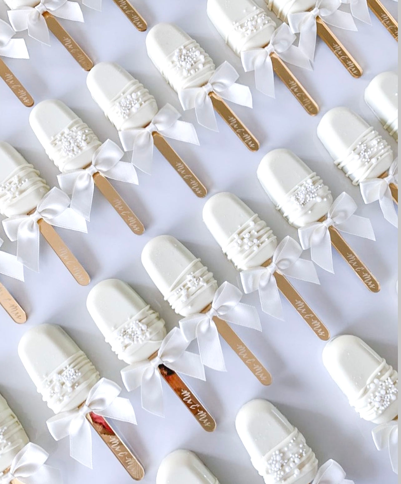 Luxury Wedding Cake Popsicle
