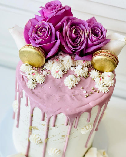 Fresh flower Birthday cake