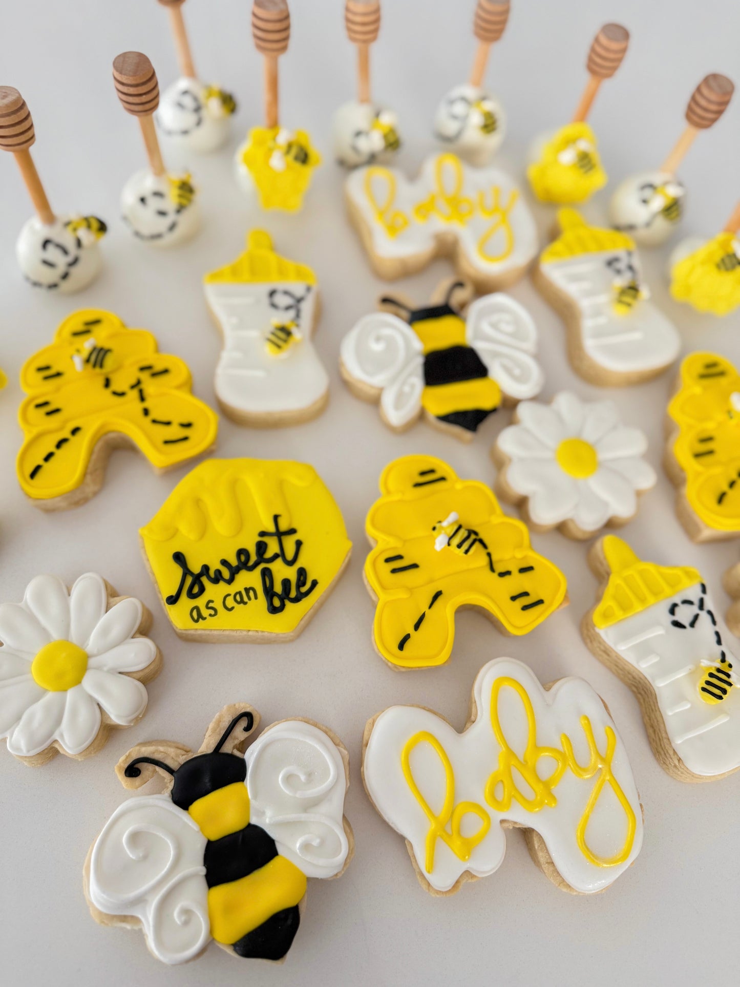 Sweet As Can Bee Sugar Cookies