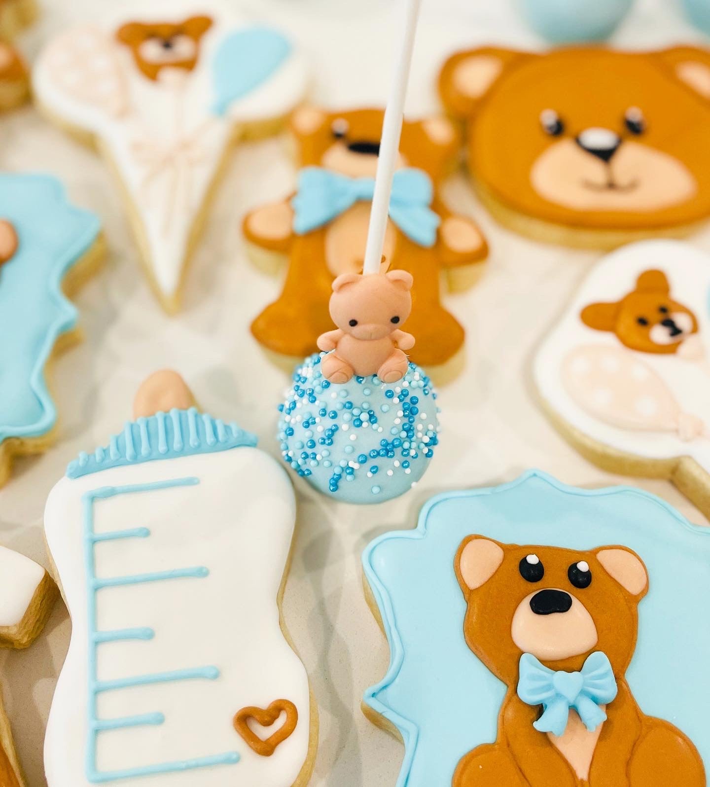 Bear Baby Shower Cookies | We Can Bearly Wait Cookies