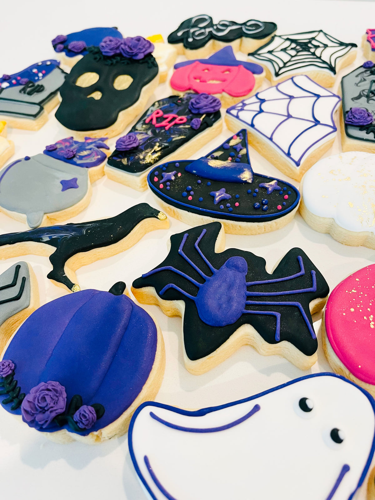 Custom spooky Halloween sugar cookies with festive designs for Halloween celebrations