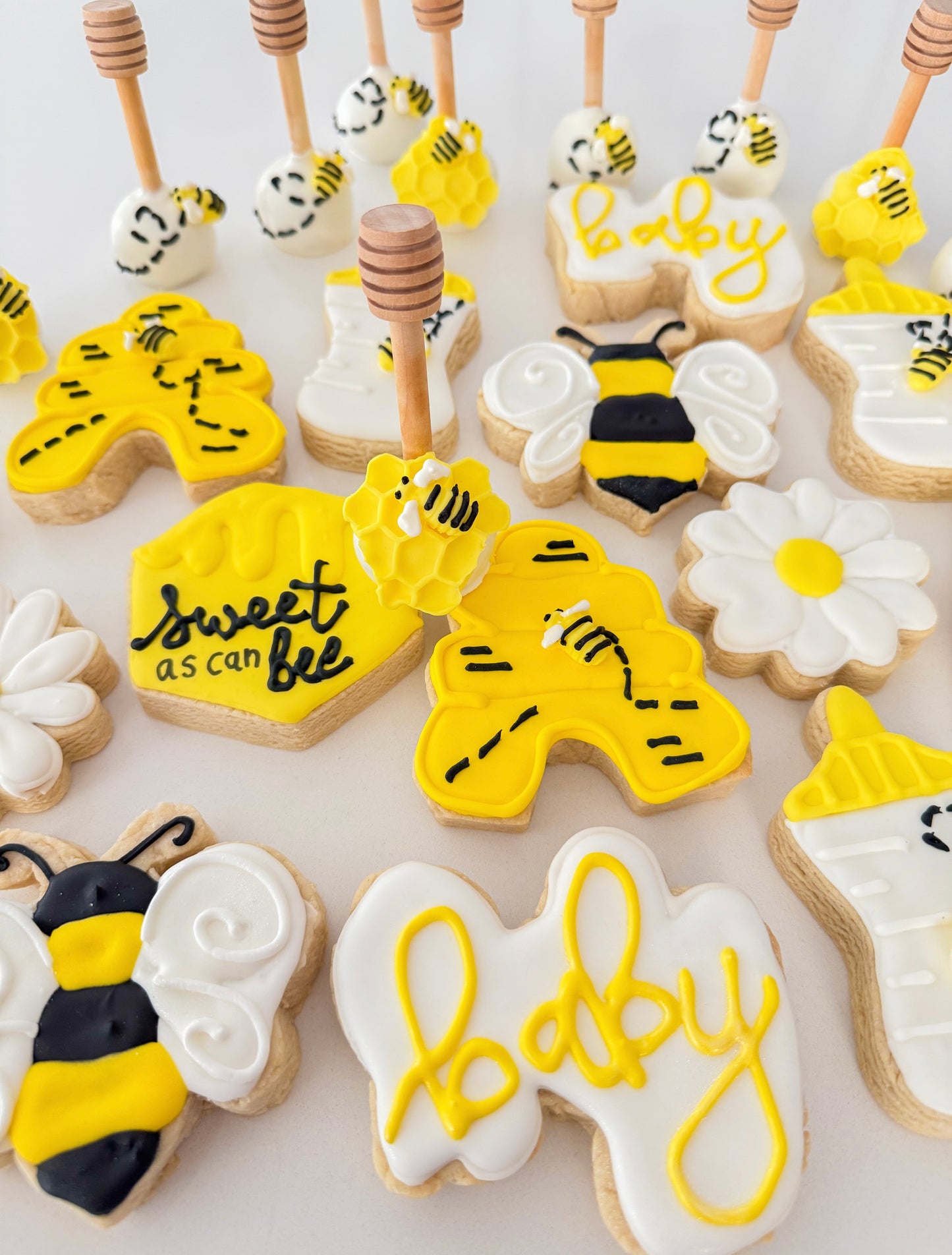 Sweet As Can Bee Sugar Cookies
