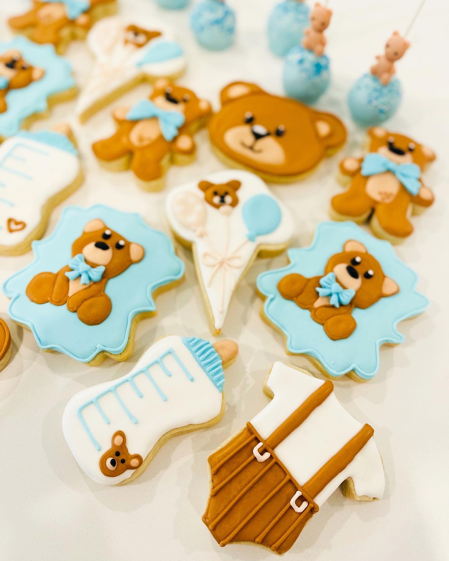 Bear Baby Shower Cookies | We Can Bearly Wait Cookies