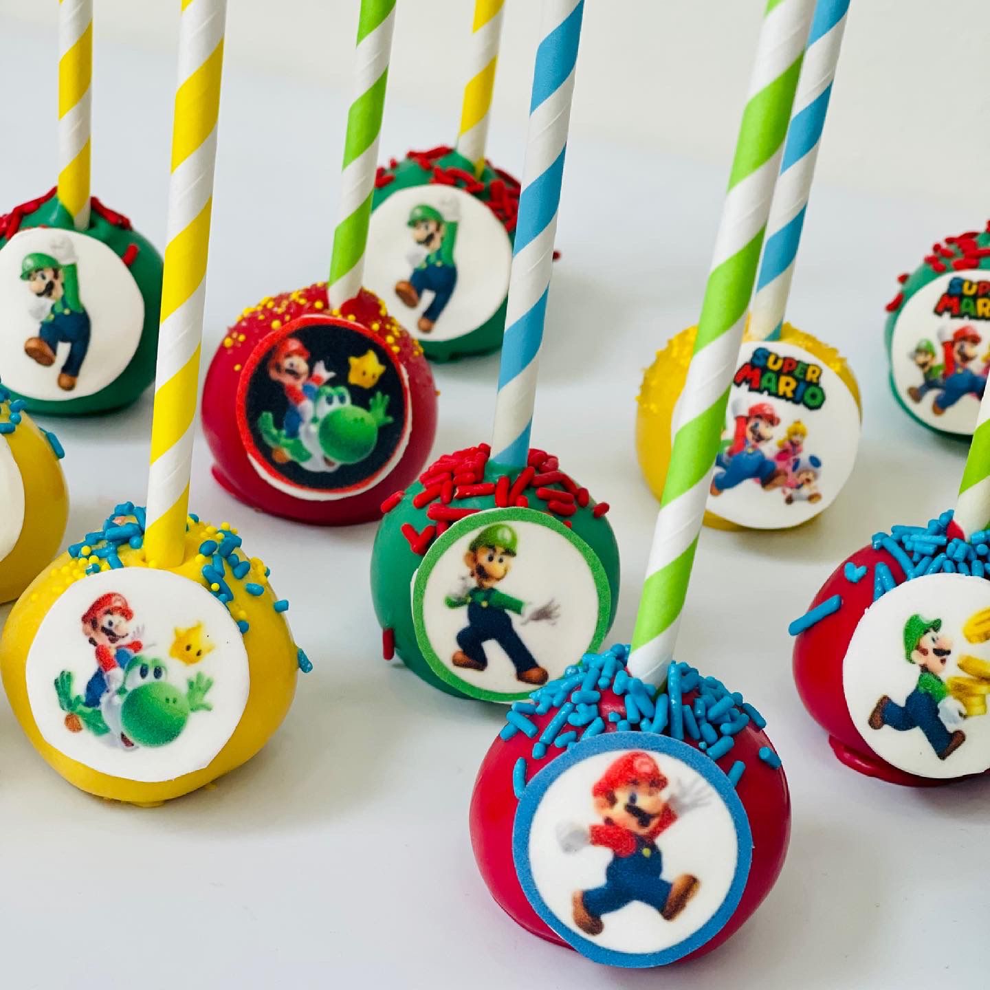 Super Mario Cake Pops