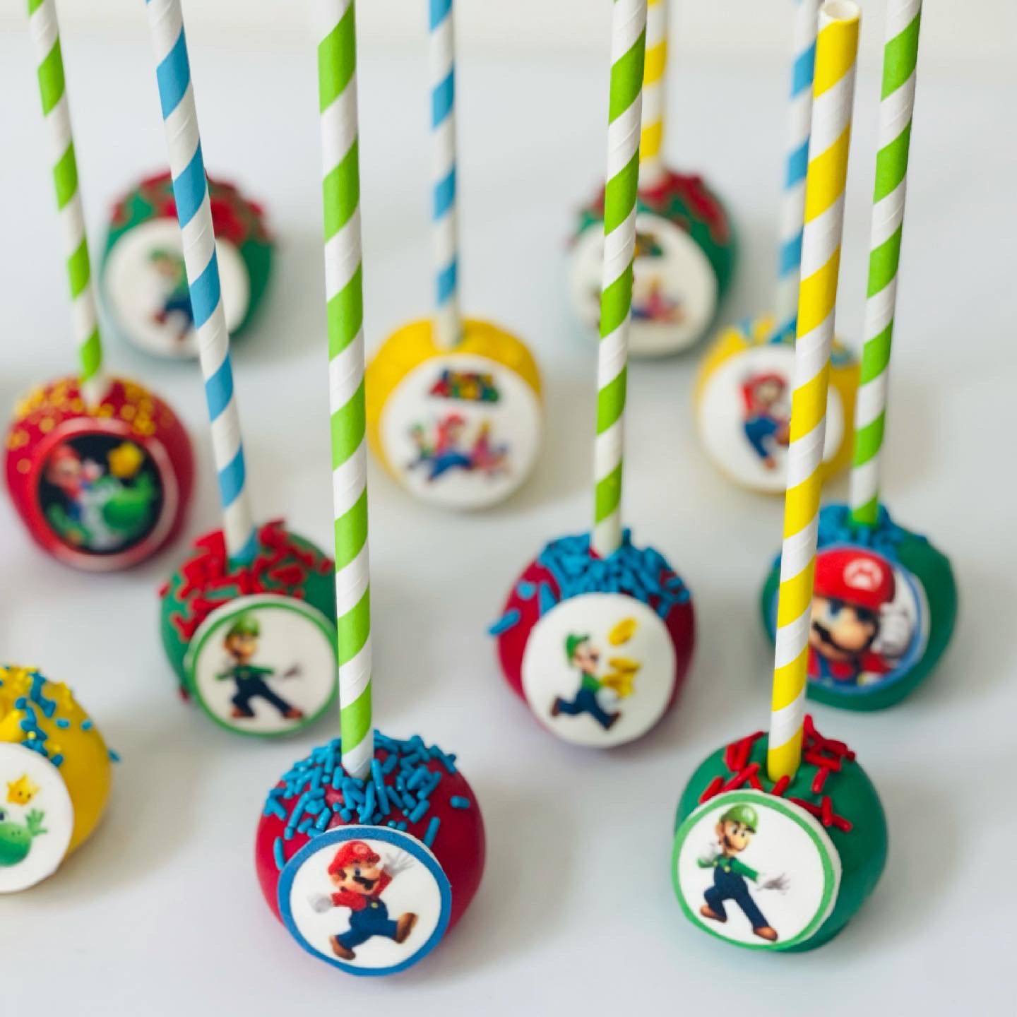 Super Mario Cake Pops